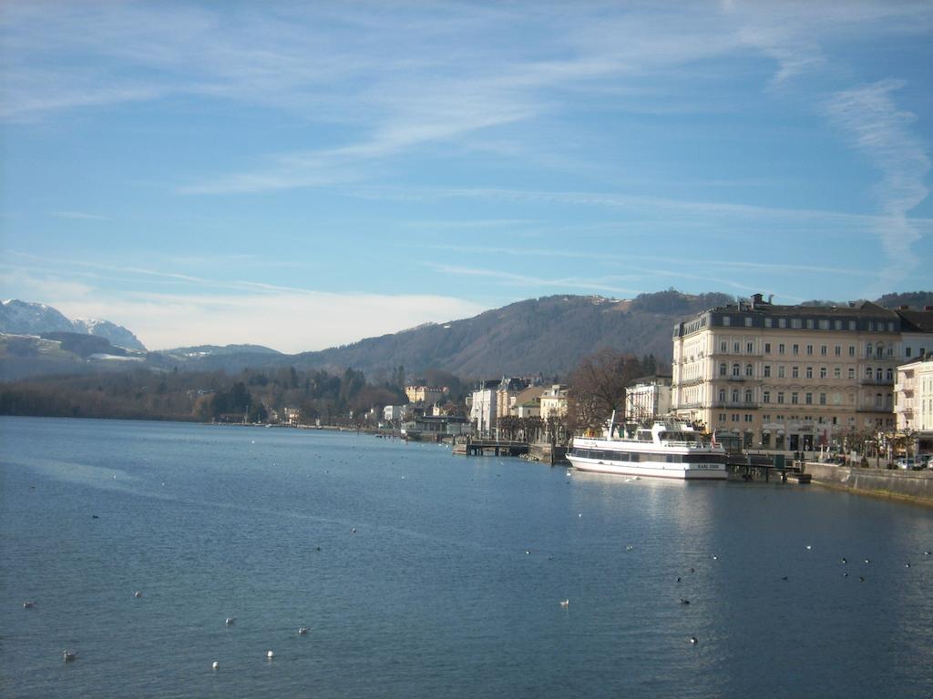 Garconniere Im Ehemaligen Hotel Austria Gmunden Exterior photo